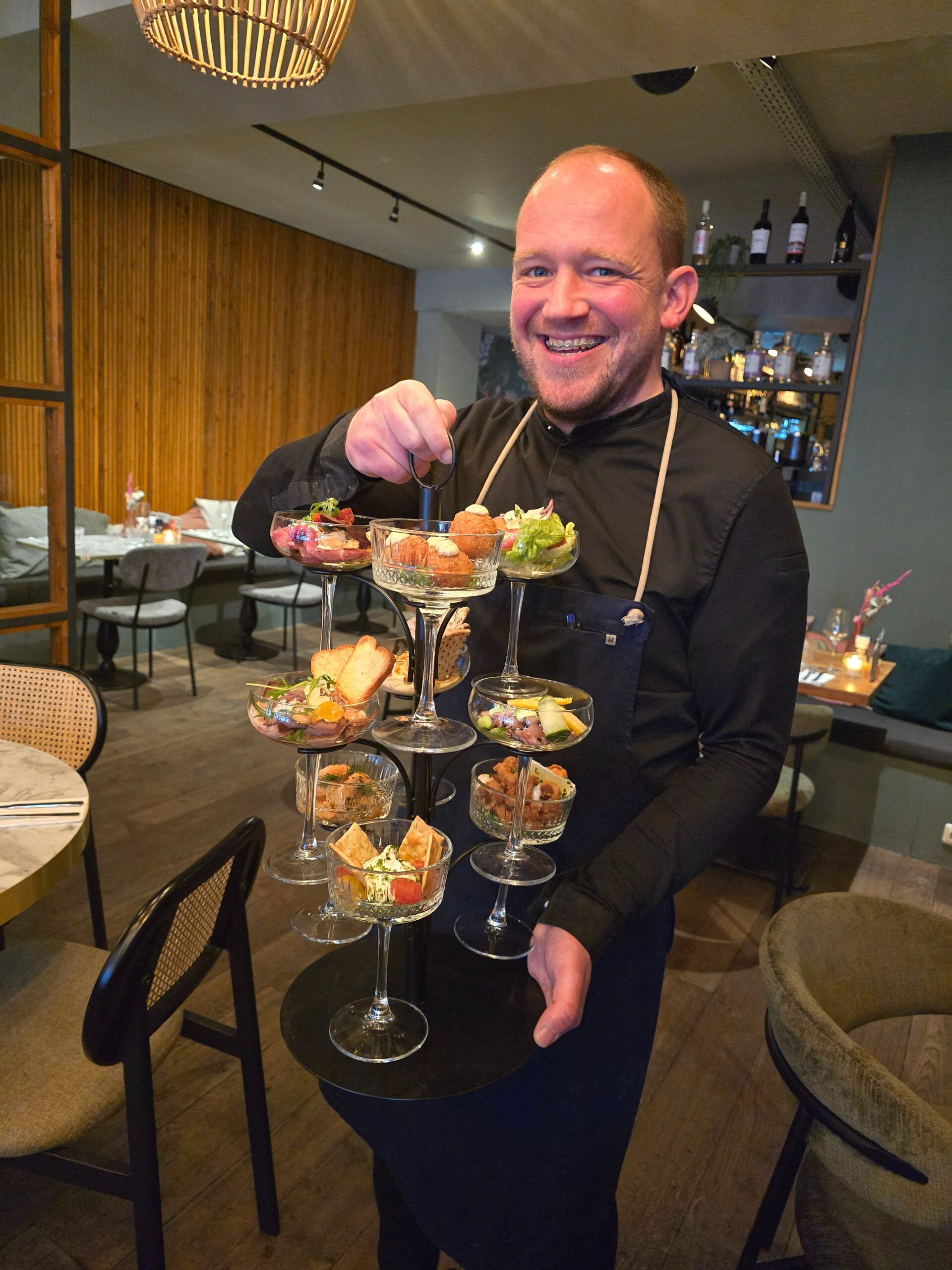 Verschillende Diner Gerechten, LUNA Stein, centrum